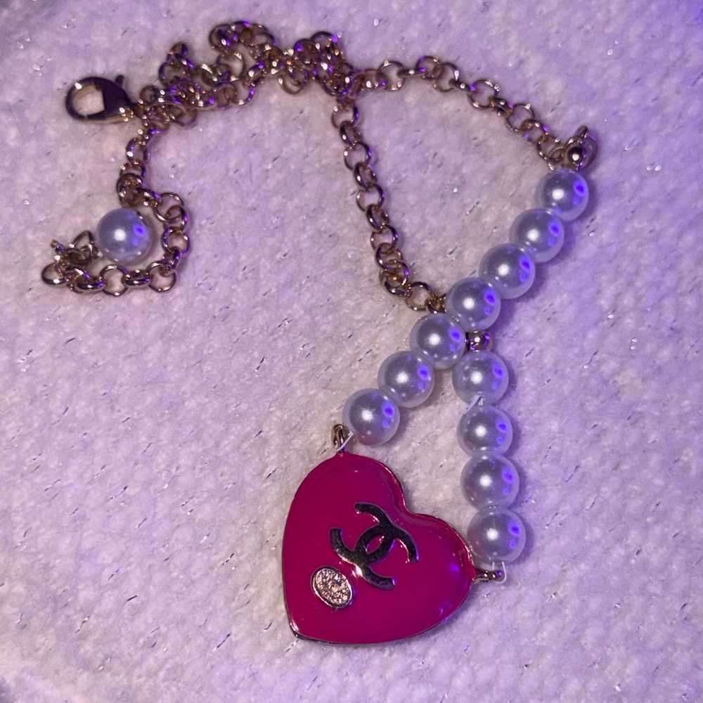 Chanel Pink Gold Metal Rhinestones Heart Choker CC  Pearl and Diamantés - Picture 5 of 5